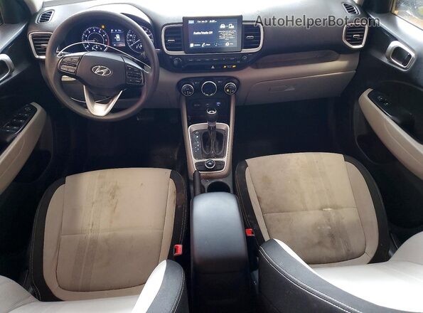 KMHRC8A30LU016939 2020 HYUNDAI VENUE Зеленый Вид панели приборов
