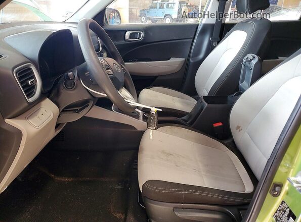 KMHRC8A30LU016939 2020 HYUNDAI VENUE Зеленый Вид салона спереди