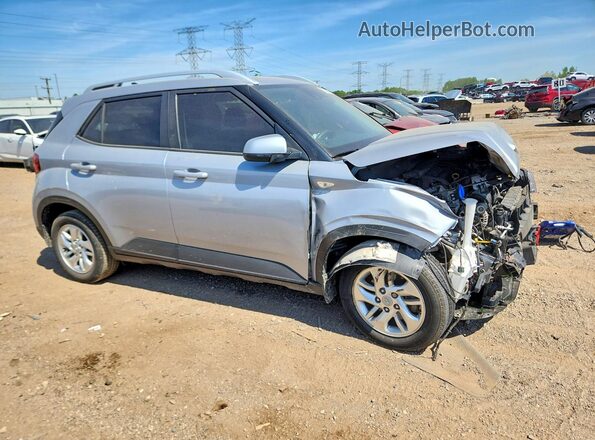 KMHRC8A30LU025415 2020 HYUNDAI VENUE Silver Front right
