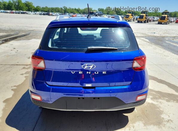 KMHRC8A30RU332172 2024 HYUNDAI VENUE Blue Вид ззаду