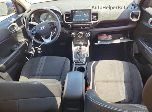KMHRC8A30RU332172 2024 HYUNDAI VENUE Blue Вид панелі приладів
