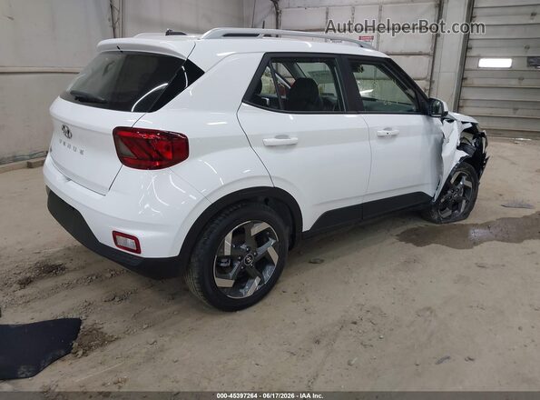 KMHRC8A30TU421747 2026 HYUNDAI VENUE White უკანა მარჯვენა