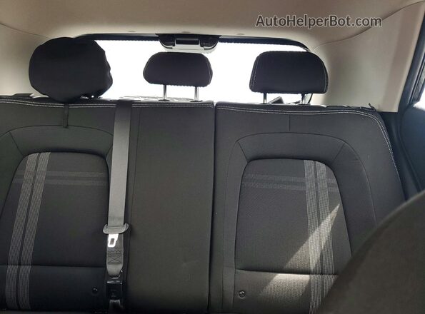 KMHRC8A31MU095328 2021 HYUNDAI VENUE Black Rear seats view