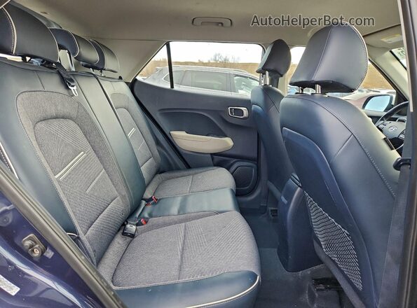 KMHRC8A31NU147994 2022 HYUNDAI VENUE Blue Вид задньої частини салону