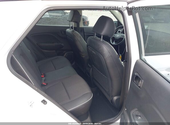 KMHRC8A31RU324341 2024 HYUNDAI VENUE White VIN კოდის სტიკერის ხედი