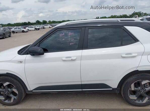 KMHRC8A31RU324341 2024 HYUNDAI VENUE White 