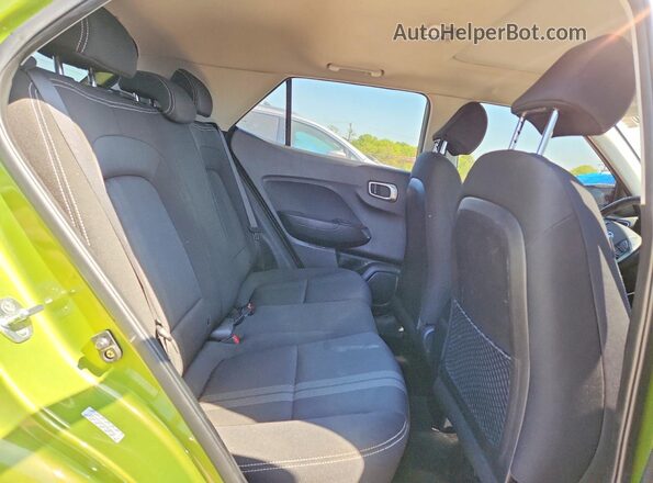 KMHRC8A32NU154159 2022 HYUNDAI VENUE Green უკანა სალონის ხედი