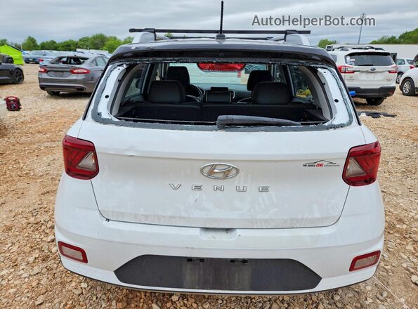 KMHRC8A32PU224018 2023 HYUNDAI VENUE White Vista trasera