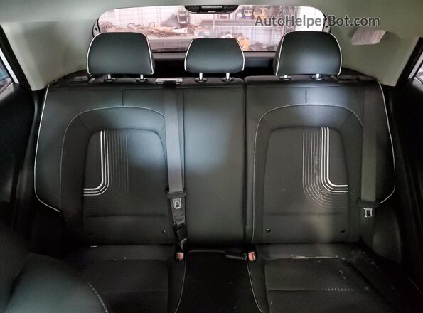KMHRC8A32PU275681 2023 HYUNDAI VENUE White Rear seats view
