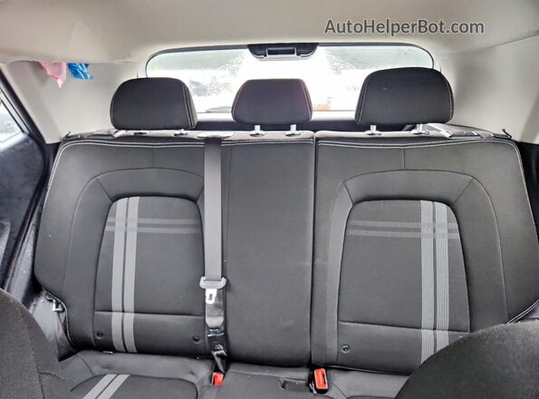 KMHRC8A32RU303658 2024 HYUNDAI VENUE Gray Հետևի նստատեղերի տեսք