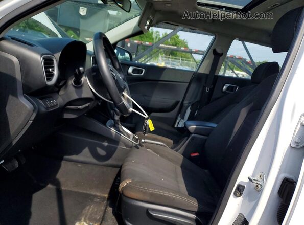 KMHRC8A33MU089661 2021 HYUNDAI VENUE White 