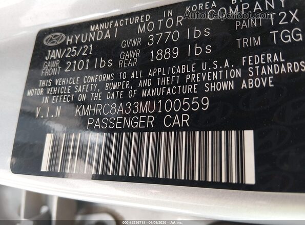 KMHRC8A33MU100559 2021 HYUNDAI VENUE Silver ძრავის განყოფილების ხედი