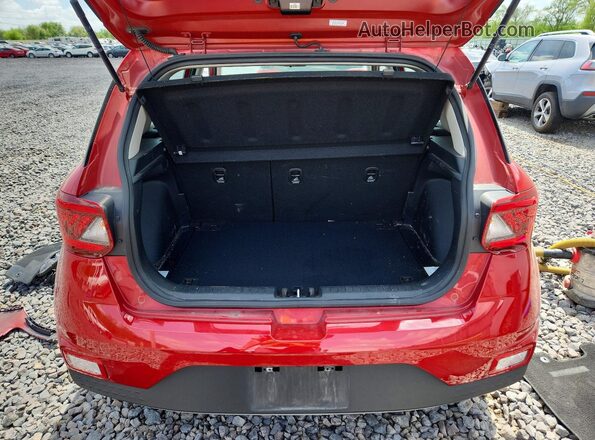 KMHRC8A33PU243550 2023 HYUNDAI VENUE Красный Вид сзади