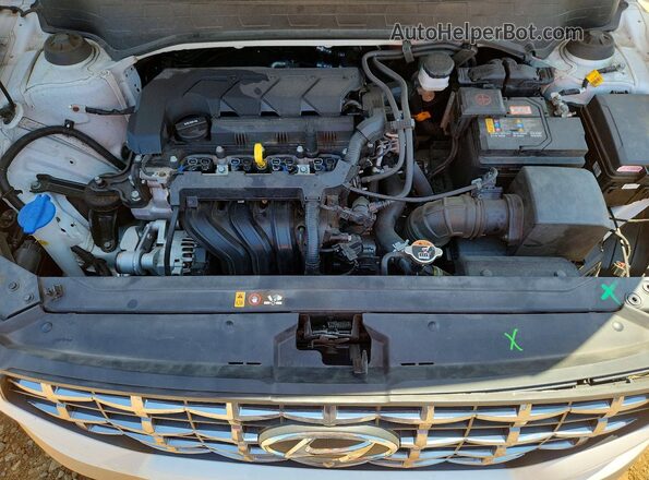 KMHRC8A33RU290032 2024 HYUNDAI VENUE White Widok komory silnika