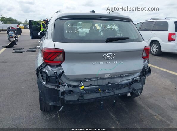 KMHRC8A33SU413561 2025 HYUNDAI VENUE Silver Front view