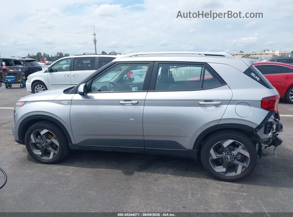 KMHRC8A33SU413561 2025 HYUNDAI VENUE Silver 