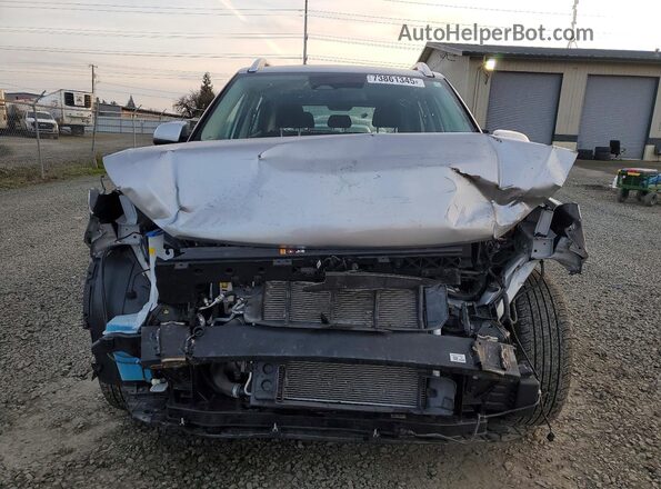 KMHRC8A34PU250734 2023 HYUNDAI VENUE Silver Вид спереду