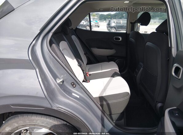 KMHRC8A34RU299242 2024 HYUNDAI VENUE Gray Widok naklejki z numerem VIN