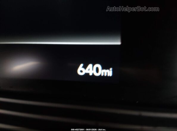 KMHRC8A34SU416629 2025 HYUNDAI VENUE Red 