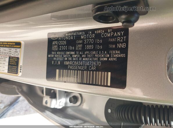 KMHRC8A34TU472670 2026 HYUNDAI VENUE Silver Vista del compartimento del motor