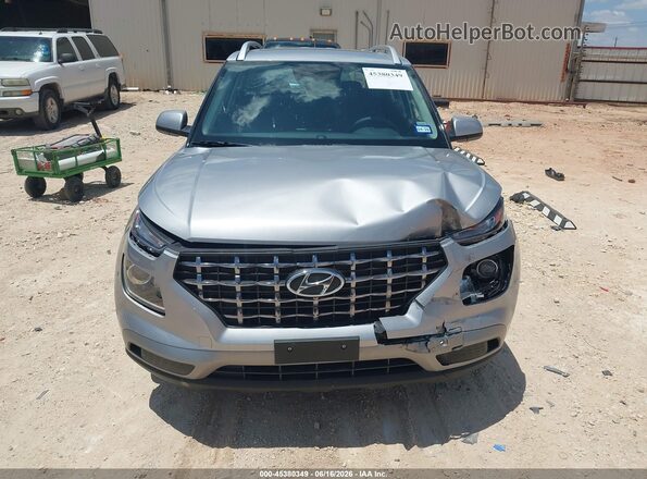 KMHRC8A34TU472670 2026 HYUNDAI VENUE Silver Vista del cuadro de instrumentos