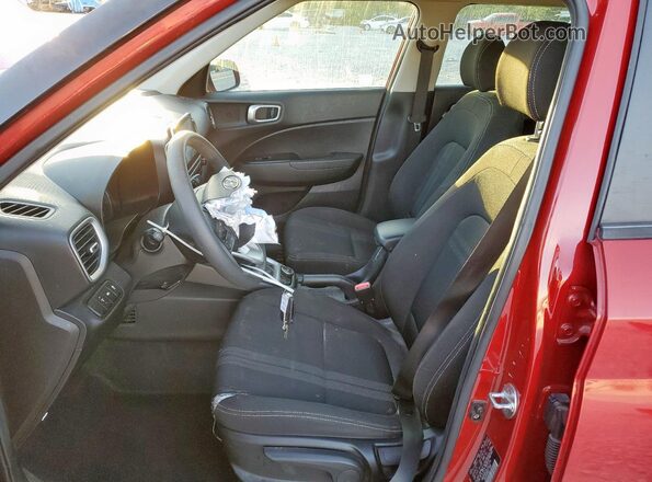 KMHRC8A35LU017150 2020 HYUNDAI VENUE Red Widok wnętrza z przodu