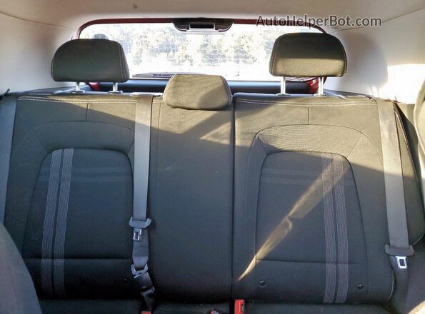 KMHRC8A35LU017150 2020 HYUNDAI VENUE Red Widok tylnych siedzeń