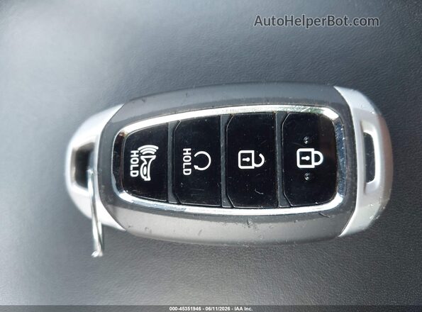 KMHRC8A35NU176902 2022 HYUNDAI VENUE Blue Вид панелі приладів