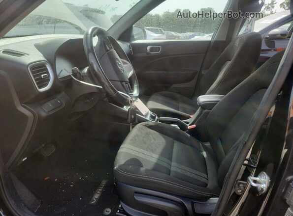 KMHRC8A35PU231609 2023 HYUNDAI VENUE Black Widok wnętrza z przodu