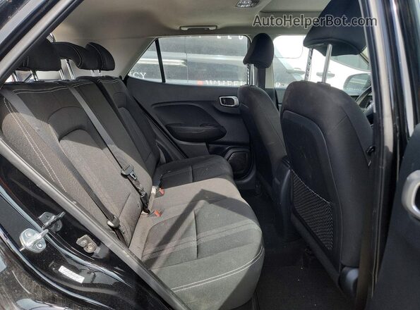 KMHRC8A35PU231609 2023 HYUNDAI VENUE Black Widok wnętrza z tyłu
