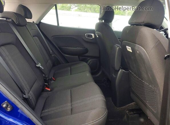 KMHRC8A36MU126315 2021 HYUNDAI VENUE Blue Հետևի նստատեղերի տեսք