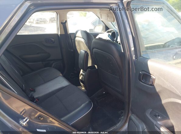 KMHRC8A36RU305588 2024 HYUNDAI VENUE Gray VIN კოდის სტიკერის ხედი