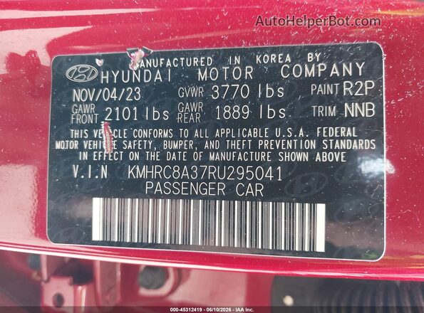 KMHRC8A37RU295041 2024 HYUNDAI VENUE Red Vista del compartimento del motor