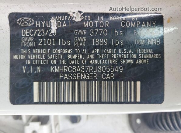 KMHRC8A37RU305549 2024 HYUNDAI VENUE White VIN կոդի պիտակի տեսք