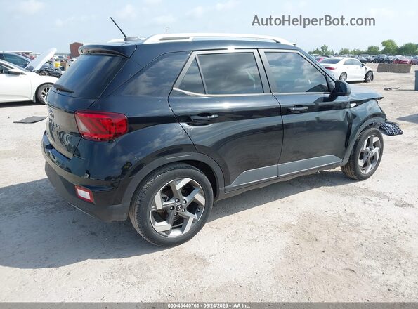 KMHRC8A38RU299938 2024 HYUNDAI VENUE Black Rear right