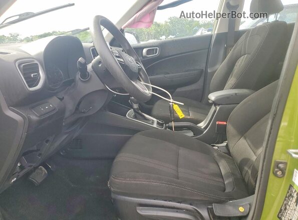 KMHRC8A39LU033853 2020 HYUNDAI VENUE Green წინა სალონის ხედი