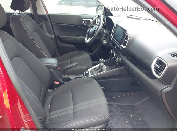 KMHRC8A39MU071388 2021 HYUNDAI VENUE Red Вид салону спереду