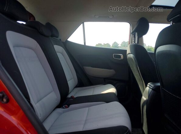 KMHRC8A39NU186946 2022 HYUNDAI VENUE Red Вид задніх сидінь