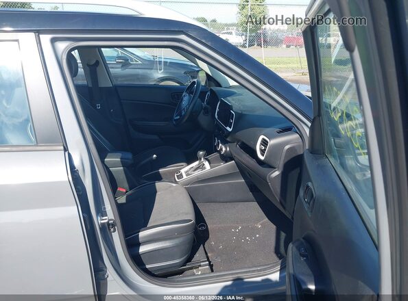 KMHRC8A39NU207892 2022 HYUNDAI VENUE Gray Front interior view