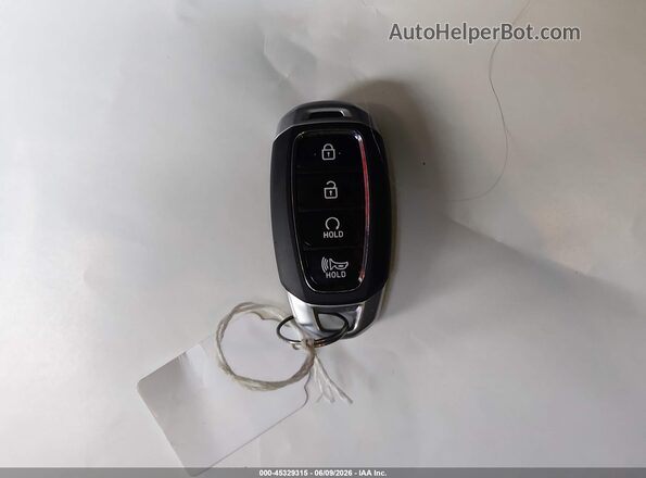 KMHRC8A39SU362941 2025 HYUNDAI VENUE Red Вид панелі приладів