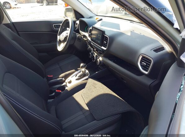 KMHRC8A39TU422394 2026 HYUNDAI VENUE Green Vista interior delantera