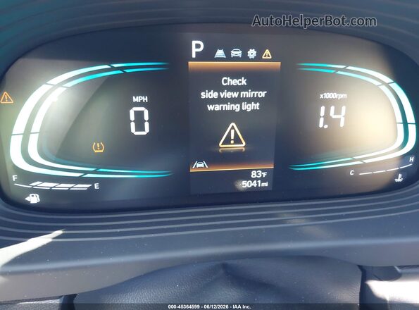 KMHRC8A39TU422394 2026 HYUNDAI VENUE Green Vista de los asientos traseros