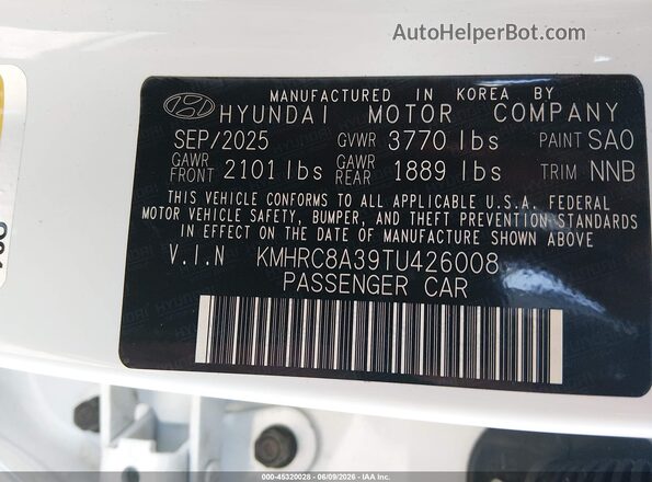 KMHRC8A39TU426008 2026 HYUNDAI VENUE White ძრავის განყოფილების ხედი