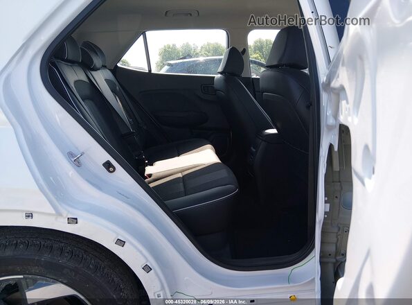 KMHRC8A39TU426008 2026 HYUNDAI VENUE White VIN კოდის სტიკერის ხედი