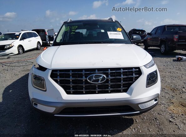 KMHRC8A39TU426008 2026 HYUNDAI VENUE White უკანა სალონის ხედი