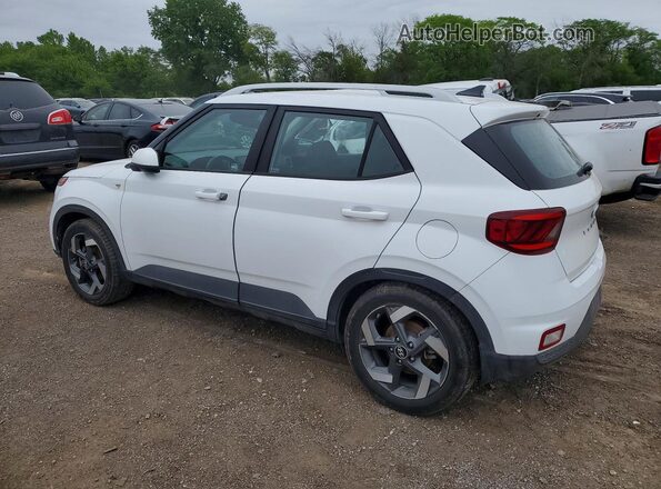 KMHRC8A3XMU070539 2021 HYUNDAI VENUE White 