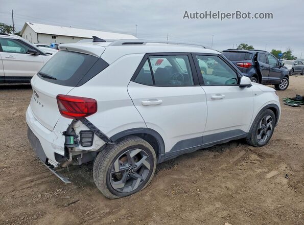 KMHRC8A3XMU070539 2021 HYUNDAI VENUE White 