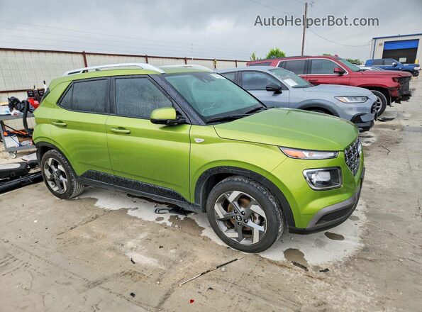 KMHRC8A3XMU078317 2021 HYUNDAI VENUE Green Front right