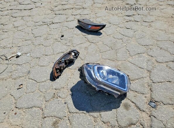 KMHRC8A3XMU114216 2021 HYUNDAI VENUE Красный Вид наклейки с VIN-кодом