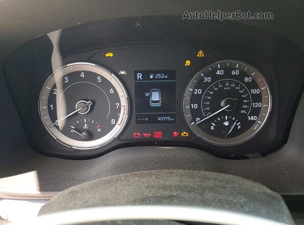 KMHRC8A3XNU136265 2022 HYUNDAI VENUE White 